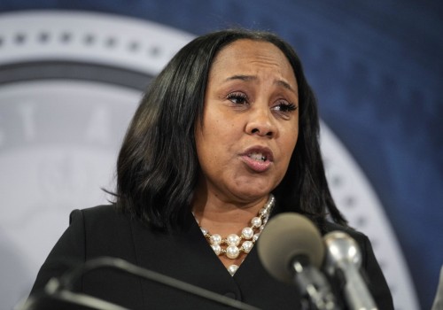The Power of Professional Attire for Public Speakers in Fulton County, GA